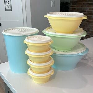 Cute. Tupperware 8pc  Set
